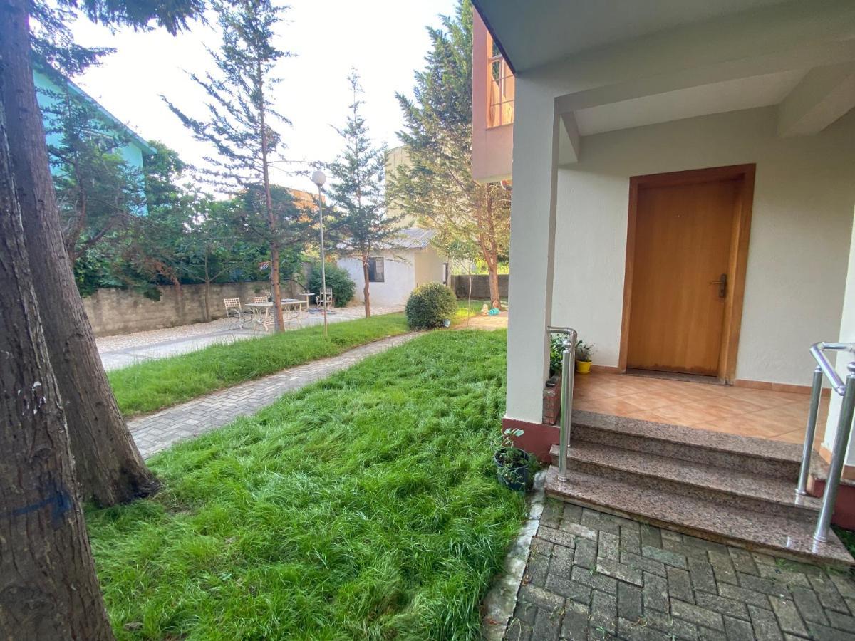 Hotel Garden Villa Ardo Golem  Luaran gambar